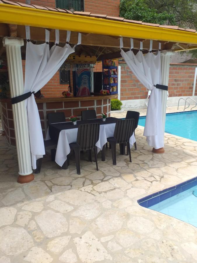 Hotel Boutique Los Gentiles Santa Fe de Antioquia Dış mekan fotoğraf