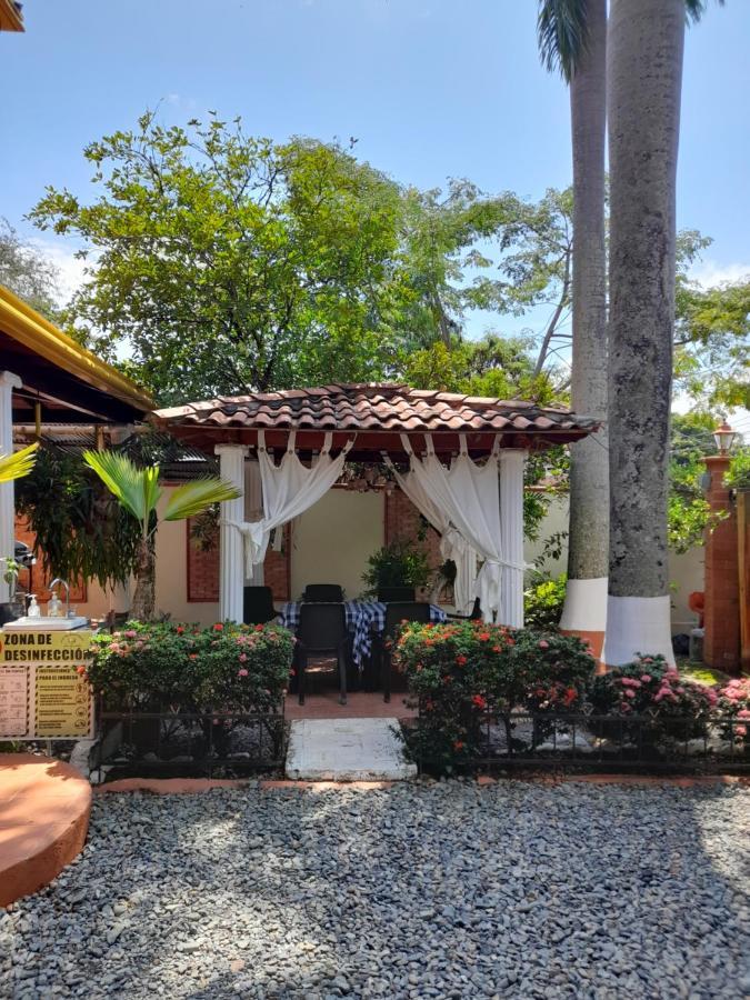 Hotel Boutique Los Gentiles Santa Fe de Antioquia Dış mekan fotoğraf