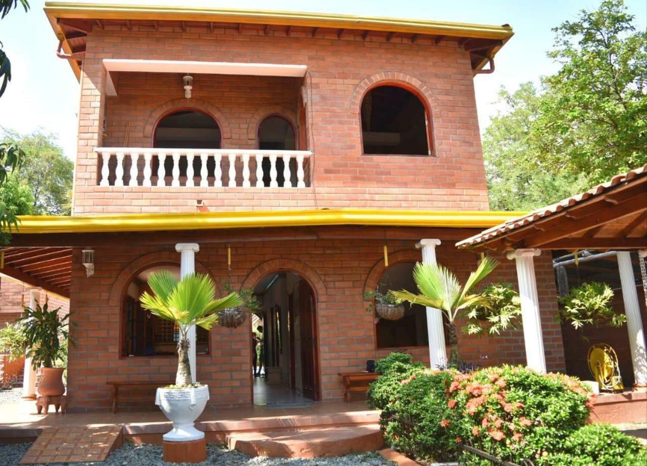 Hotel Boutique Los Gentiles Santa Fe de Antioquia Dış mekan fotoğraf